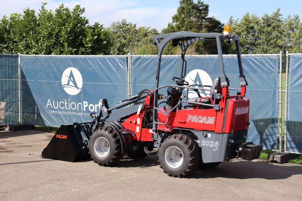 Articulated loader Pacam 2025LF Diesel 18.5kW 2024 New