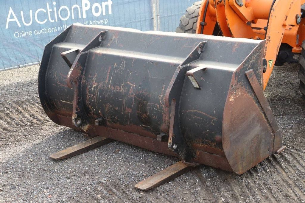 Wheel loader Schaeff SKL 834 Diesel 2003