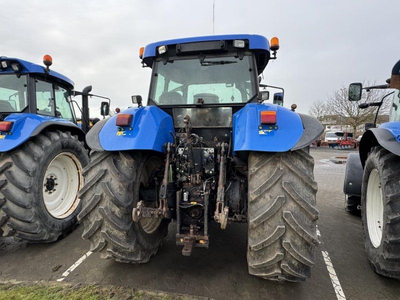 New Holland T7550
