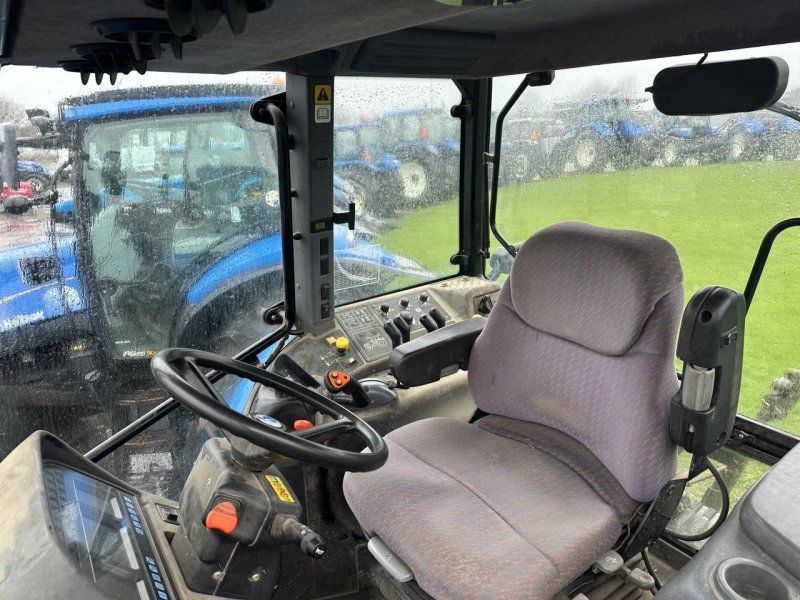 New Holland TM165
