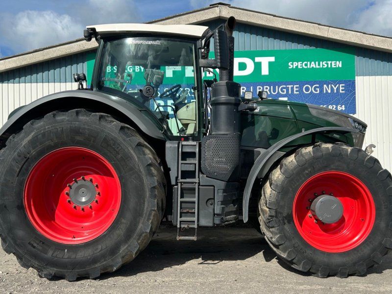 Fendt 1046 Vario S4 Profi Plus