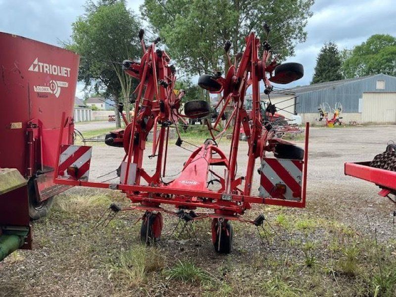 Kuhn GF8702