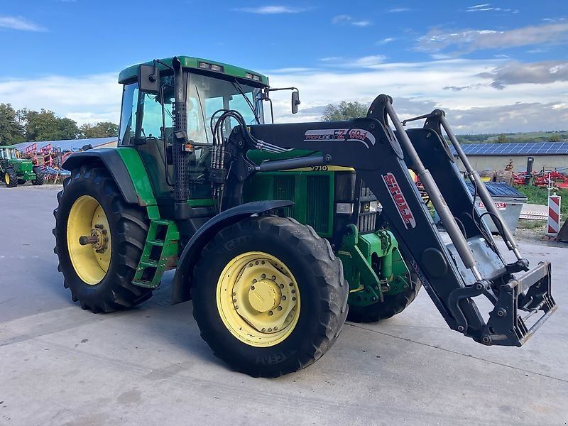 John Deere 7710 TLS, FL Stoll FZ 60.1