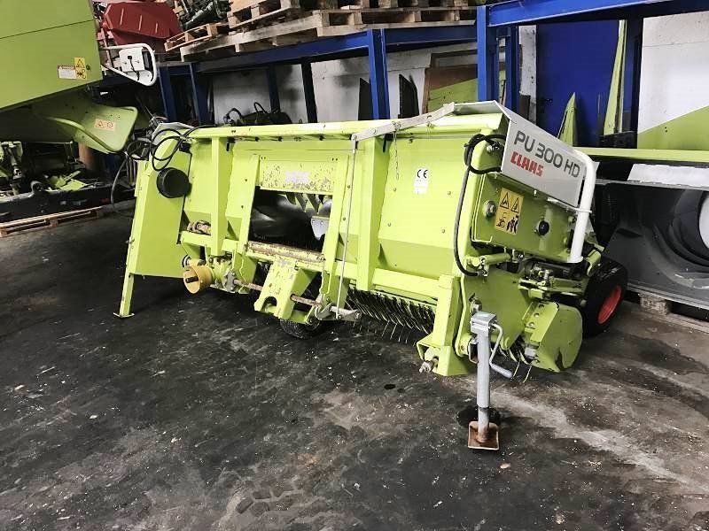 Claas Pick up 300 HD