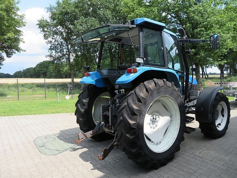 New Holland TS110