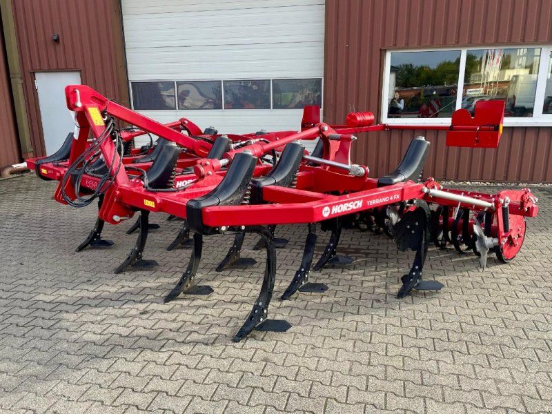 Horsch TERRANO 4 FX