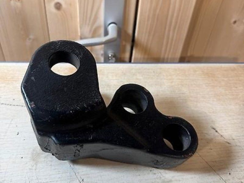 Mercedes-Benz Oberlenker Verlängerung 425 437 U1300-U2100 A4255511038