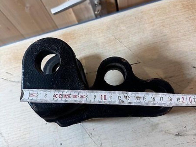 Mercedes-Benz Oberlenker Verlängerung 425 437 U1300-U2100 A4255511038