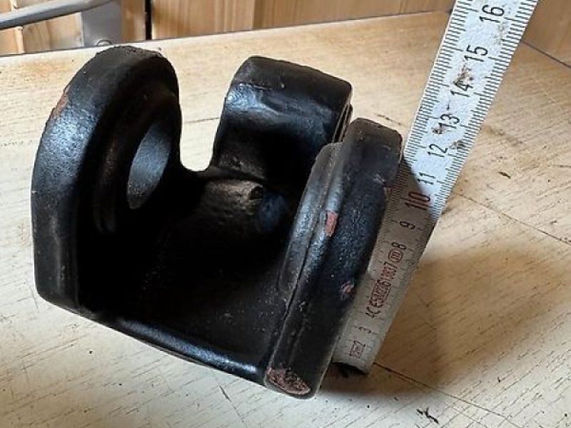Mercedes-Benz Oberlenker Verlängerung 425 437 U1300-U2100 A4255511038