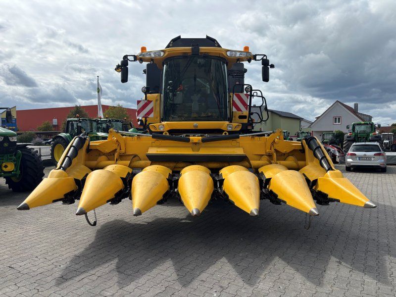 New Holland CX 8040