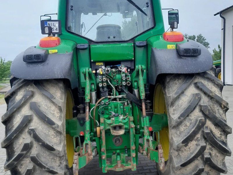John Deere 7530