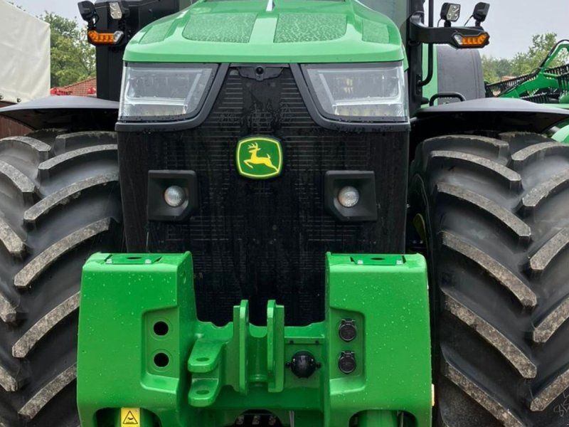 John Deere 8R410 Kun 50 timer. Ring til Ulrik for mere info på 40255544. Je