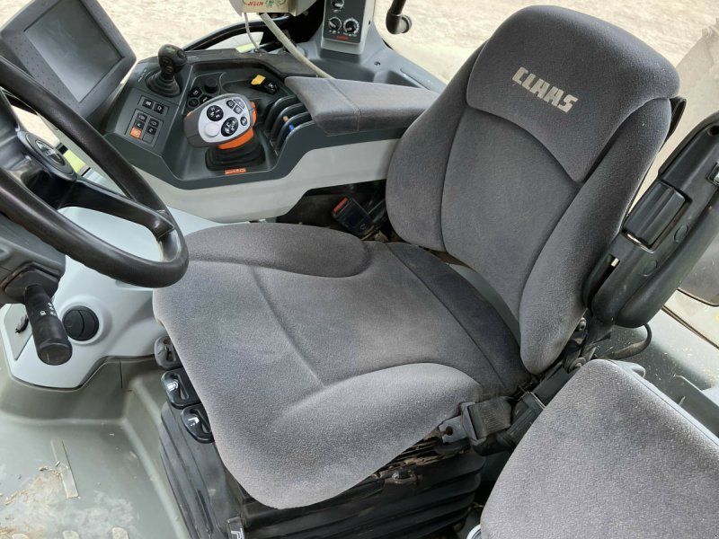 Claas TRACTEUR ARION 630 CEBIS