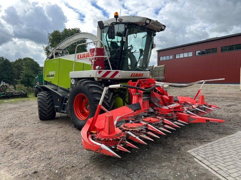 Claas Jaguar 890