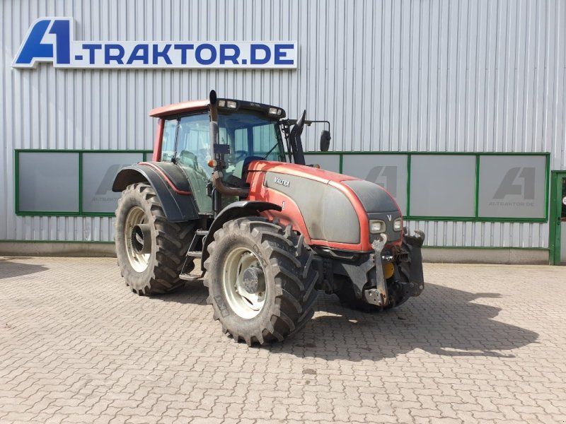Valtra T151