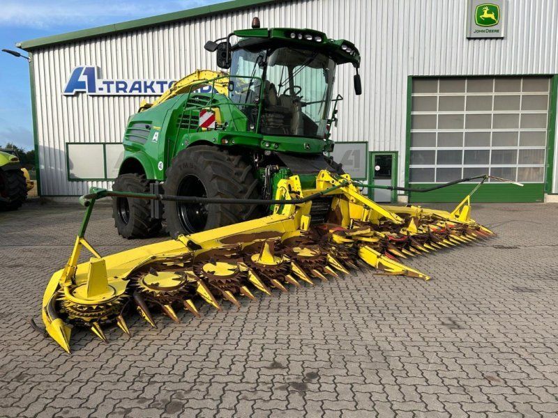 John Deere 8600 