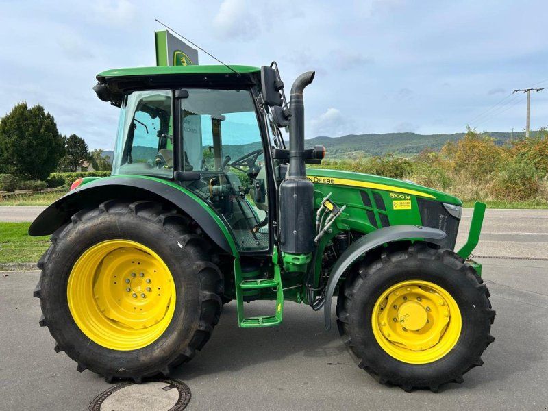 John Deere 5100M