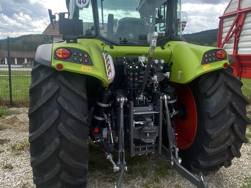 Claas Arion 420 Panoramic
