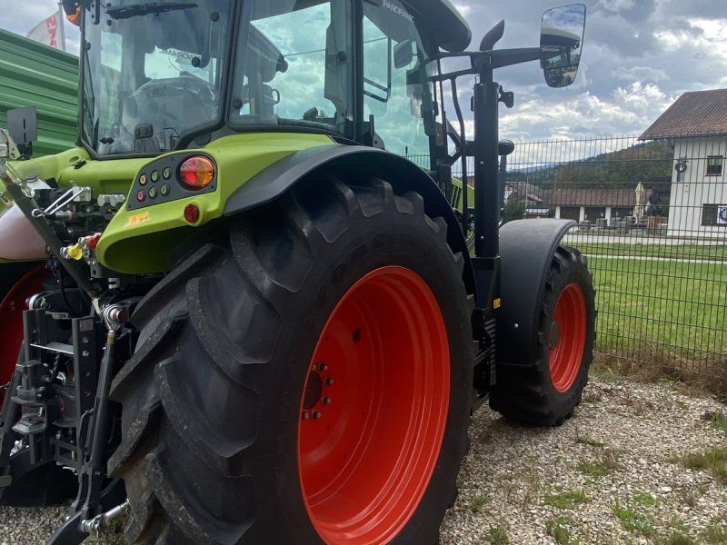 Claas Arion 420 Panoramic