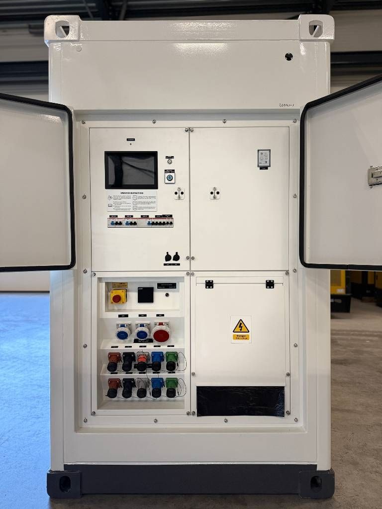 PES100 Hybrid Energy System - 125 kVA - 115.2 kWh