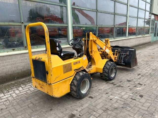 GiANT D 261S