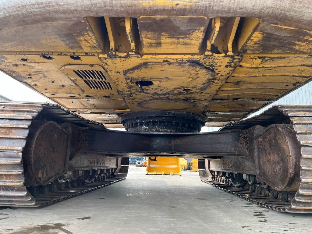 CAT 320D L