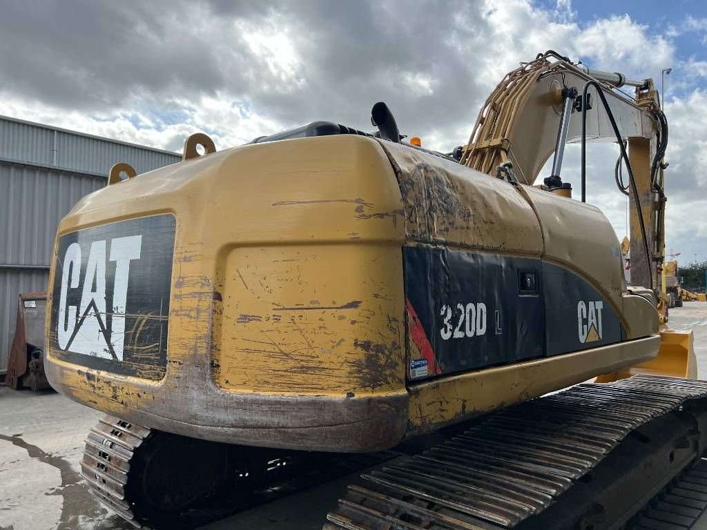 CAT 320D L