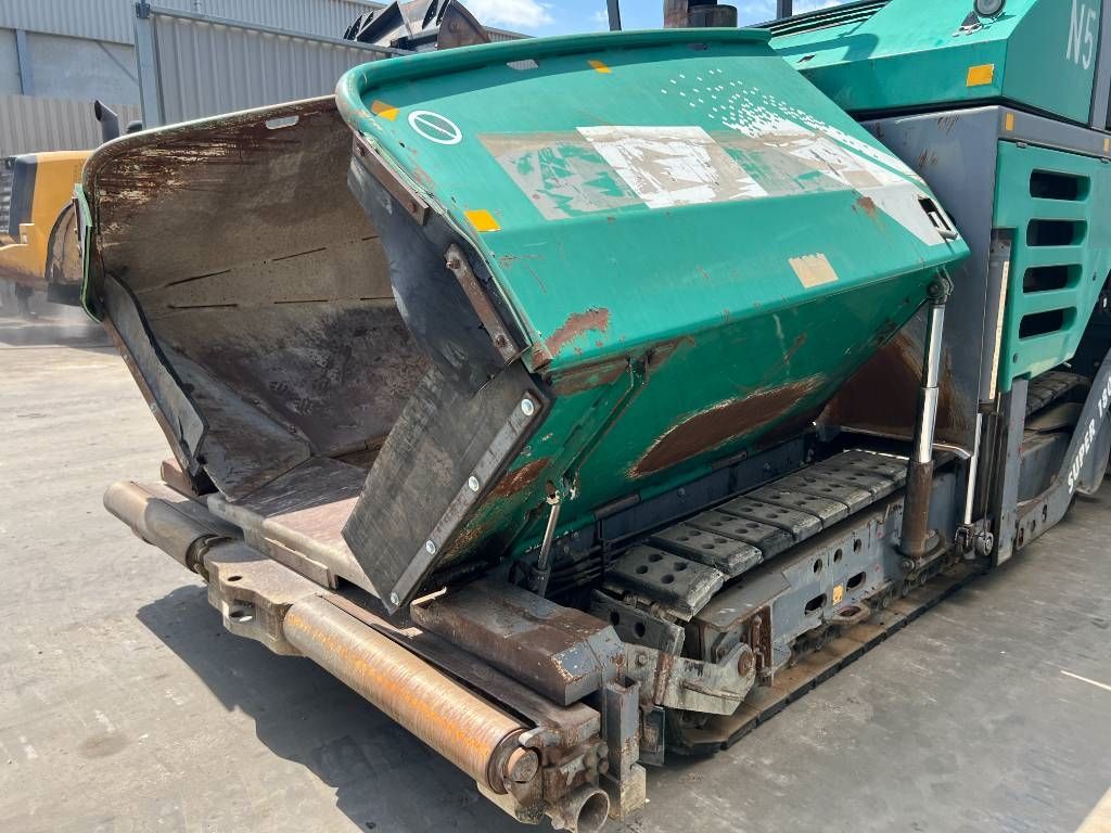 Vögele SUPER 1800-2 | 6 meter screed Toggle favourite