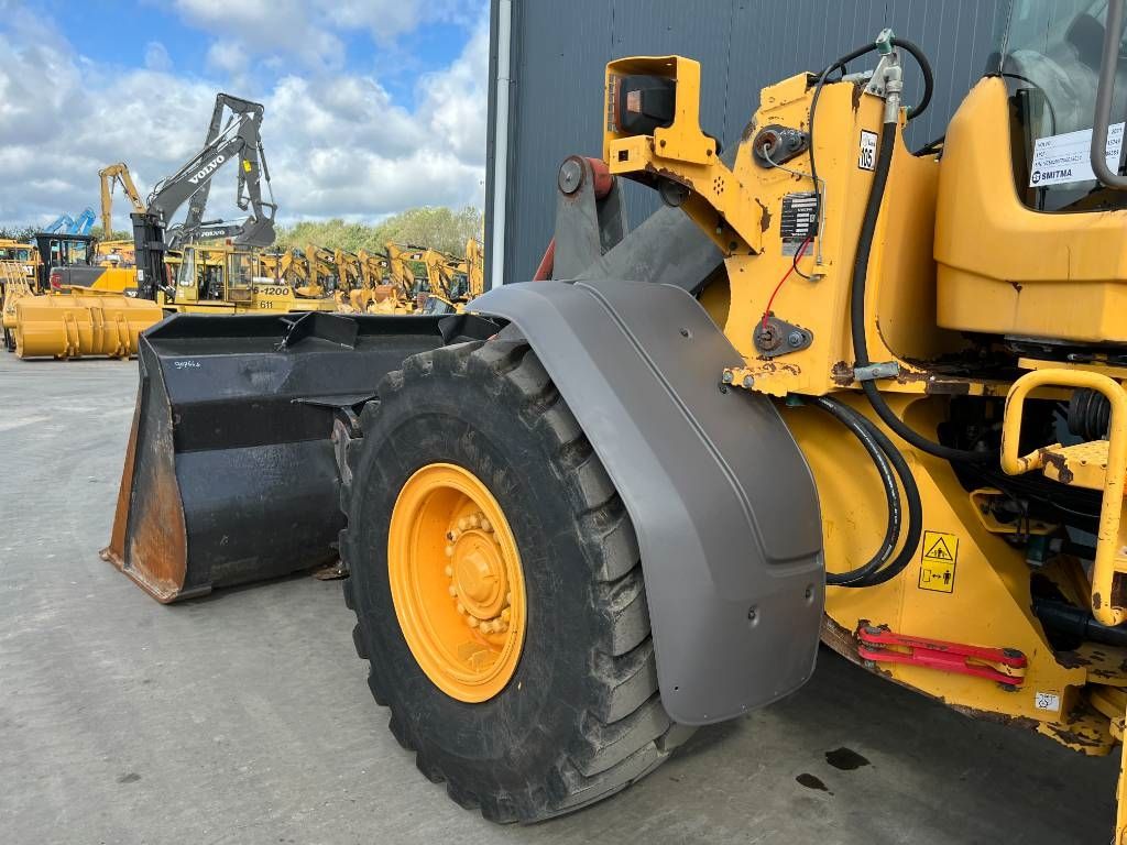 Volvo L90F