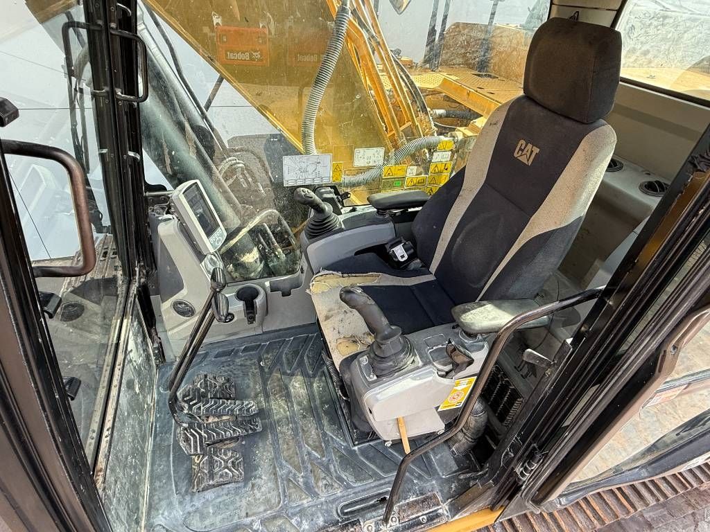 CAT 320EL - New Original Bucket / German Machine