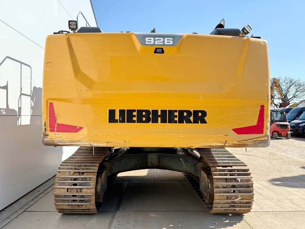 Liebherr R926NLC - Oilquick Tilting Bucket German Machine