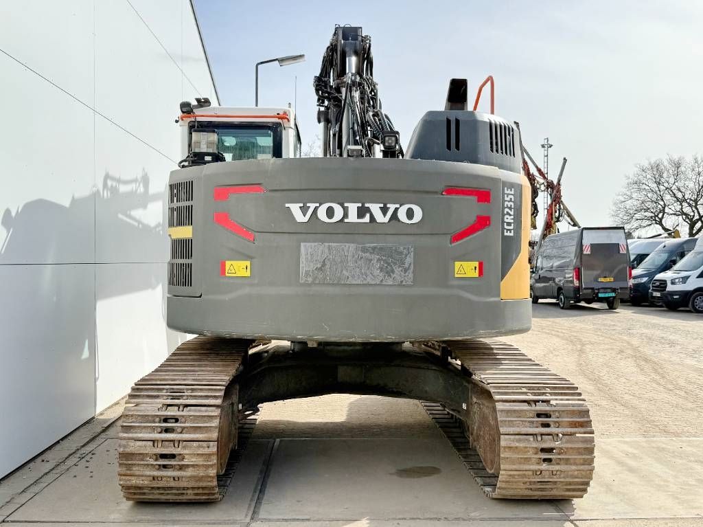 Volvo ECR235EL - Triple Boom / 2 Buckets Included
