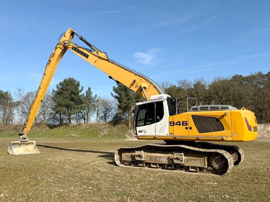 Liebherr R946 SHD - 20 Meter Long Reach / Dutch machine
