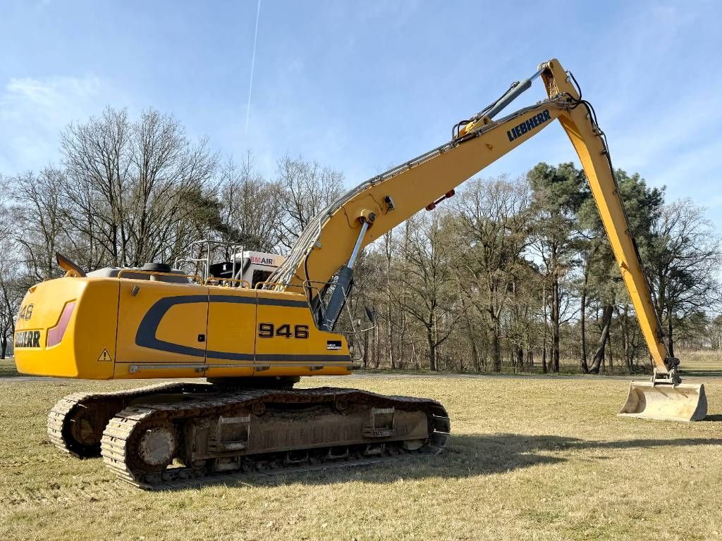 Liebherr R946 SHD - 20 Meter Long Reach / Dutch machine