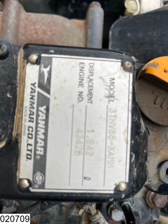 Ammann AV26-2 2410H, Yanmar, 20 KW
