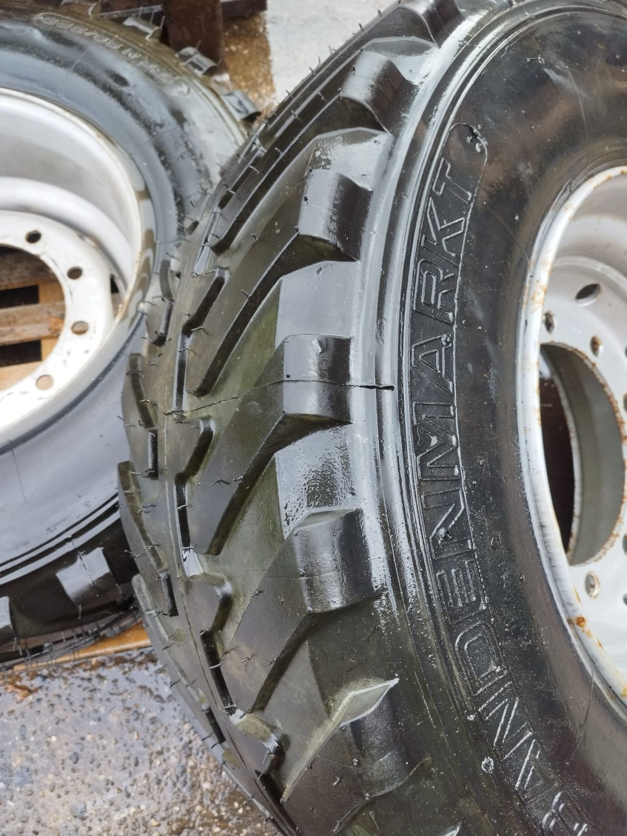 Landbouwwielen, dubbellucht 600/65r38 480/65r28 etc. MOLCON