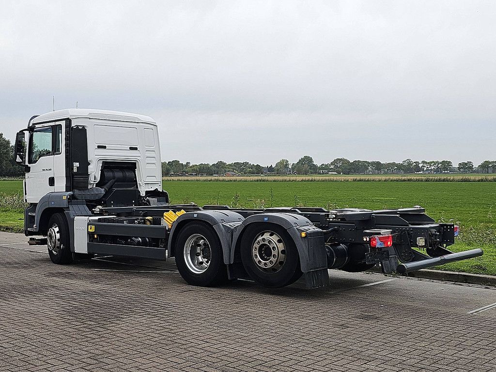 M.A.N. 26.360 TGS 6x2*4,adr