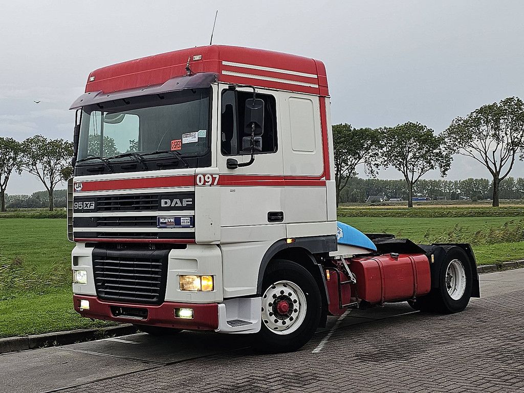 DAF XF 95.380 spacecab euro 2