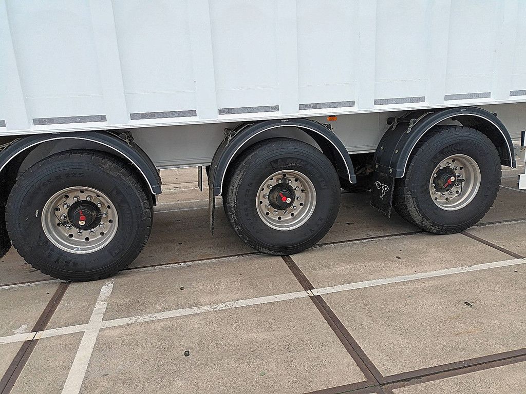 BENALU BULKLINER FNL106 nieuw stuuras bieten
