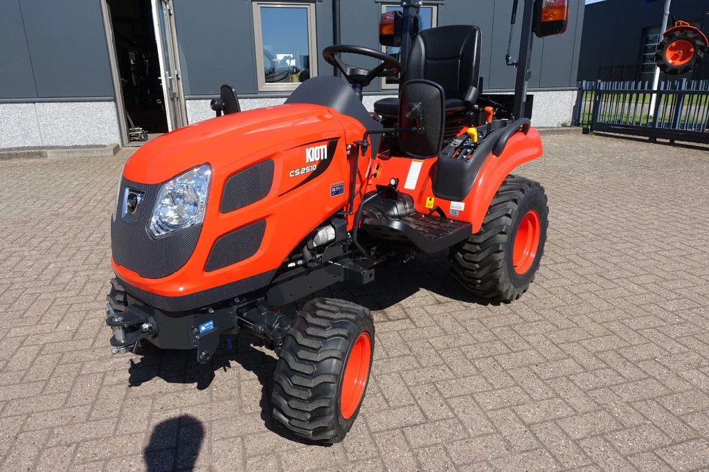 Kioti CS2510 4wd HST / 00001 Draaiuren / Actieprijs