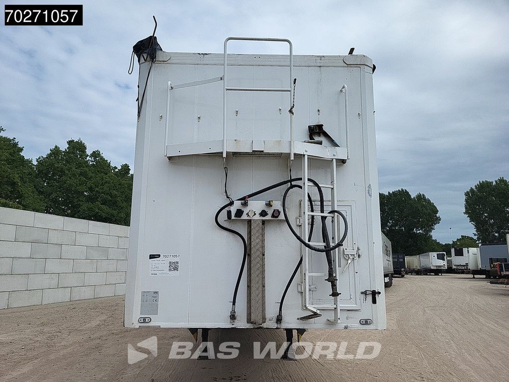 Carnehl CSS/AL 3 Achsen 92m3 Lift Axle Door in headboard