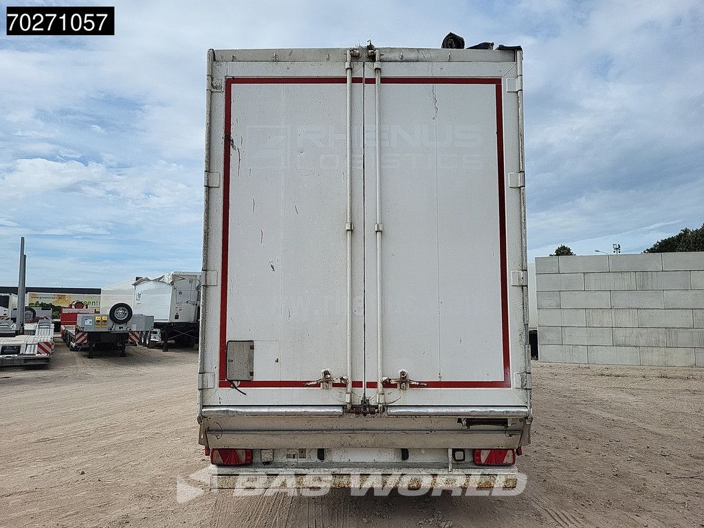 Carnehl CSS/AL 3 Achsen 92m3 Lift Axle Door in headboard