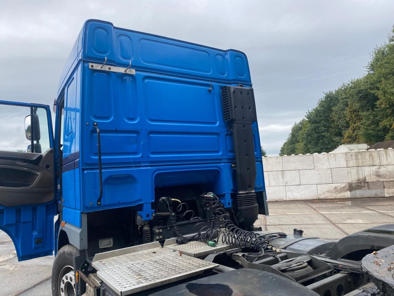 DAF XF 105 BV-ZX-72 Blauw