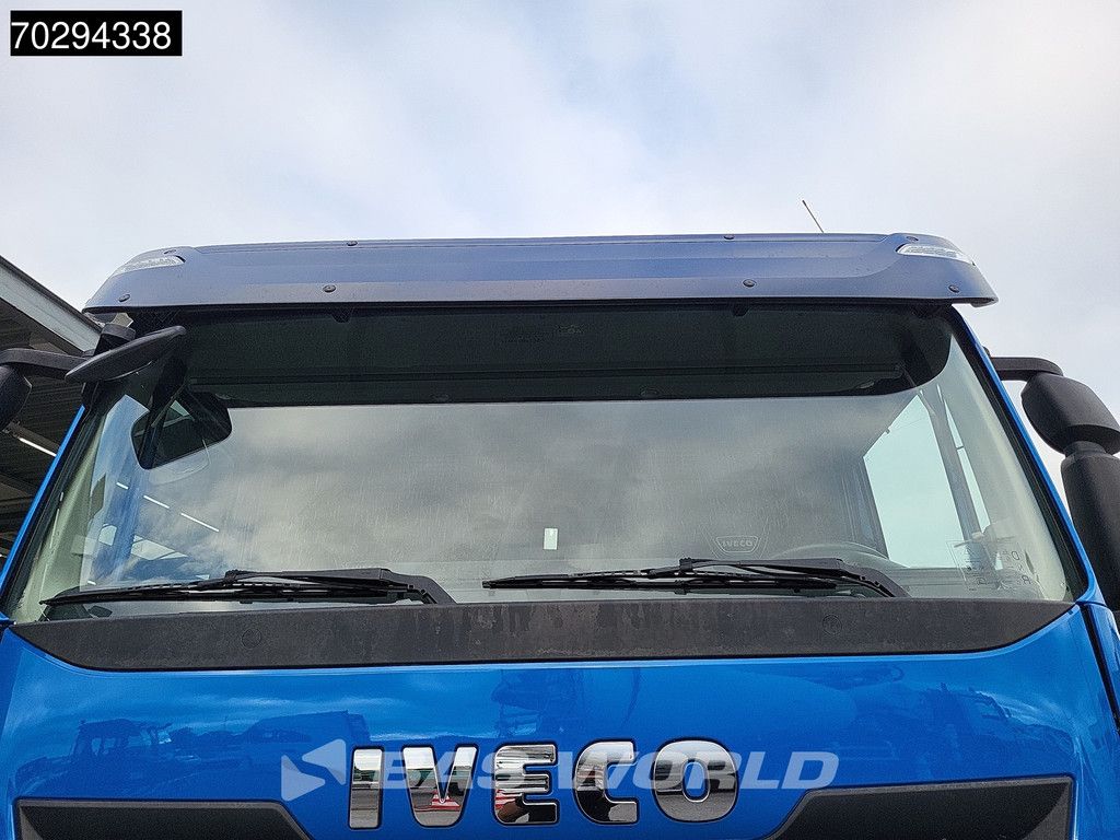 Iveco X-Way X-Way 400 8X4 Liebherr 9m3 Big-Axle Steelsuspension Euro 6