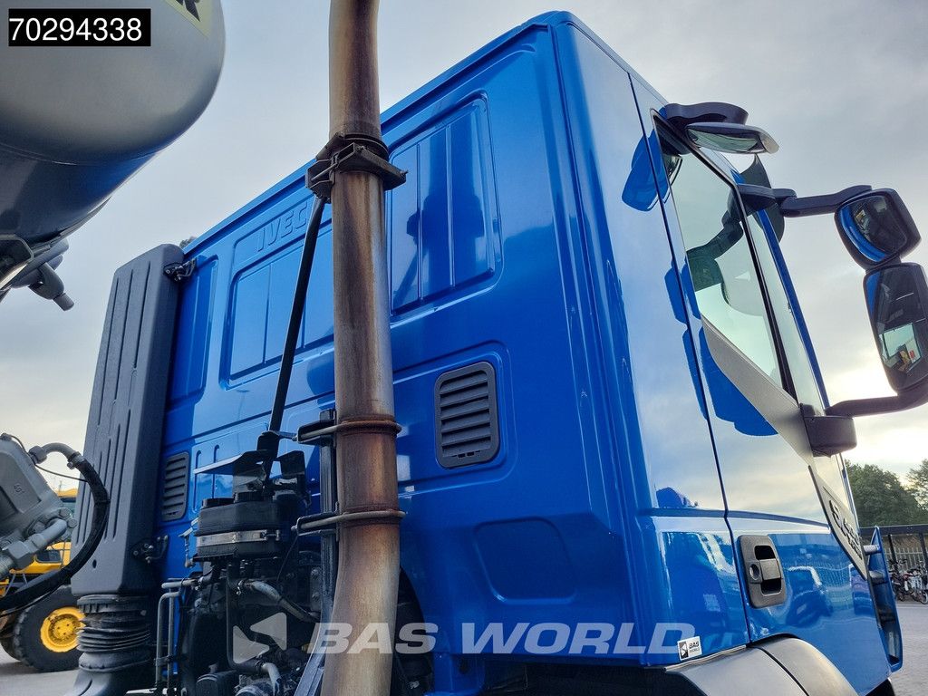 Iveco X-Way X-Way 400 8X4 Liebherr 9m3 Big-Axle Steelsuspension Euro 6