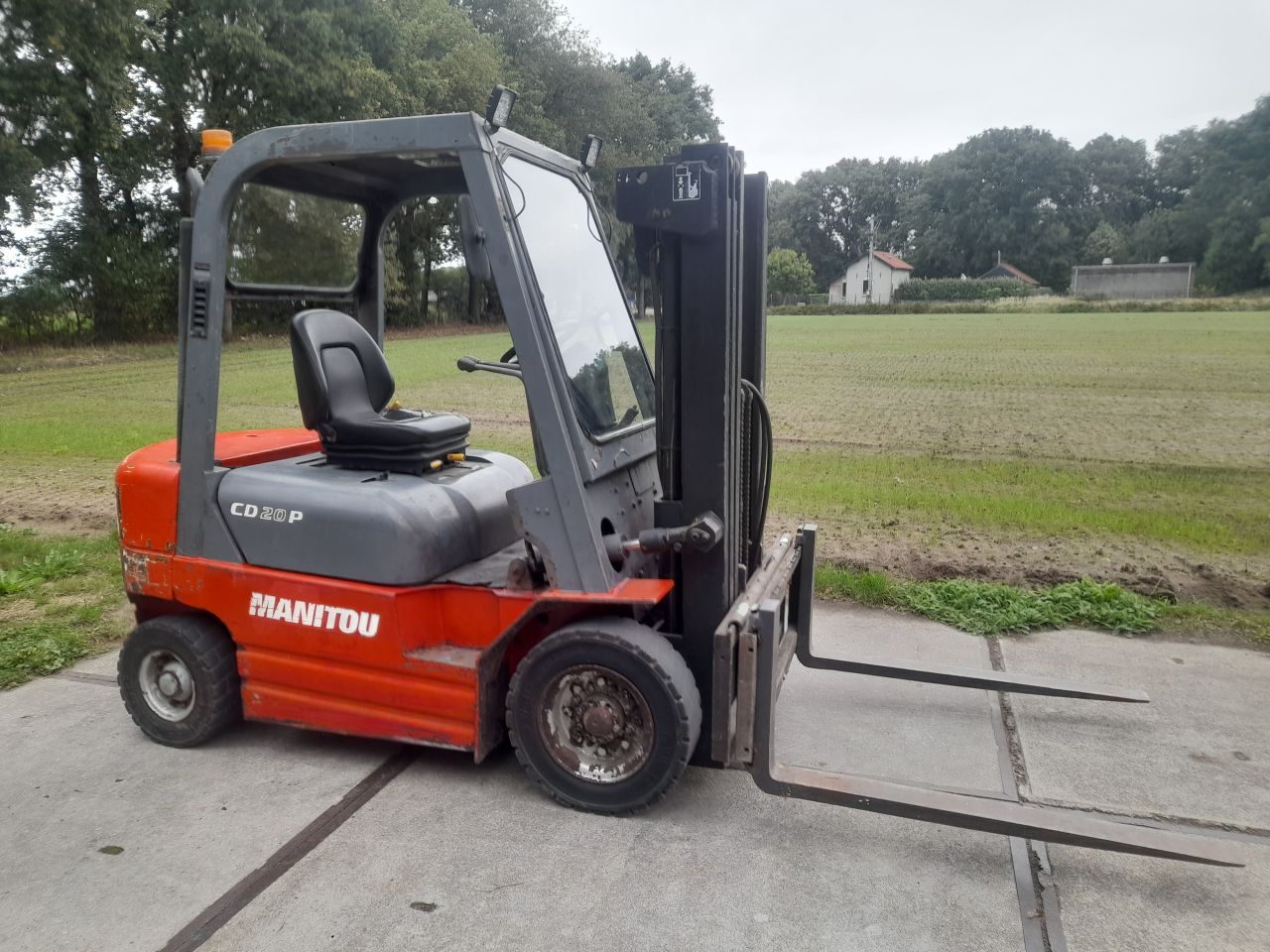 Manitou CD20P Diesel heftruck triplo mast met side shift
