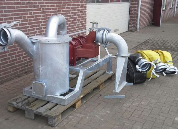 Manure pump