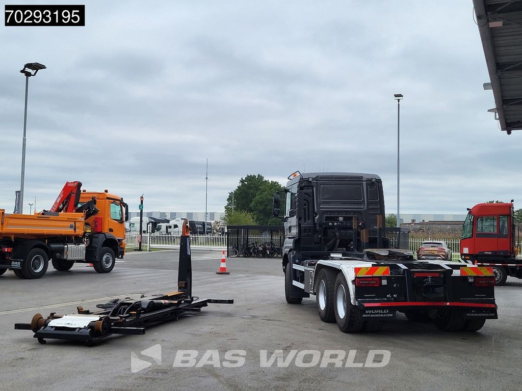 MAN TGS TGS 33.510 6X6 20t AJK hooklift with 5th wheel Wechselsystem Retarder Automatic Euro 6