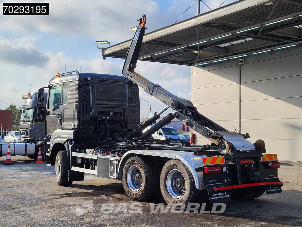 MAN TGS TGS 33.510 6X6 20t AJK hooklift with 5th wheel Wechselsystem Retarder Automatic Euro 6