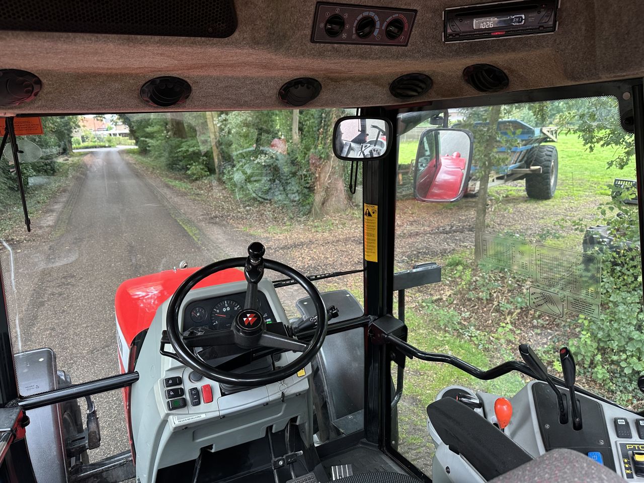 Massey Ferguson 5460 Dyna 4